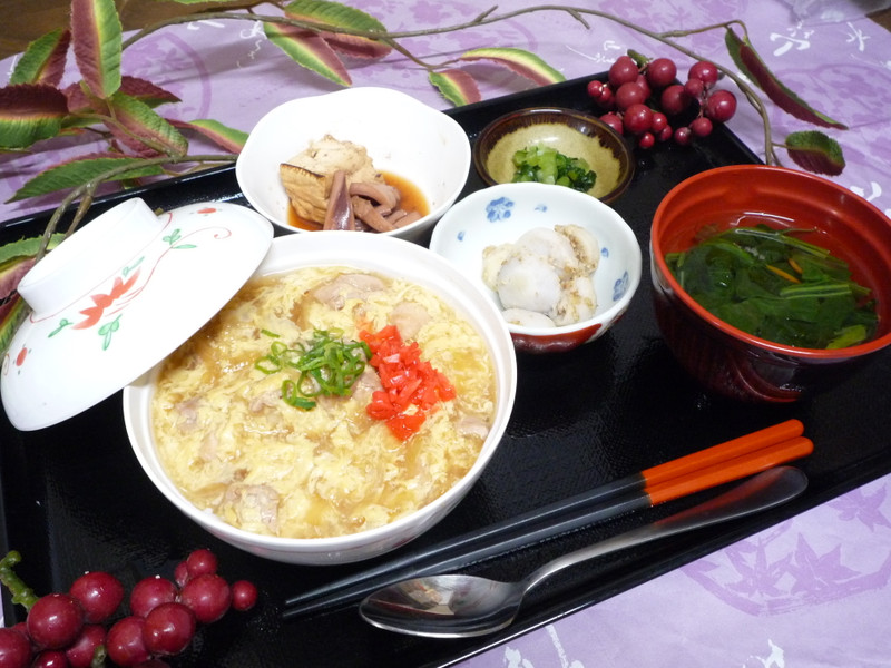 くみのき苑本部　親子丼